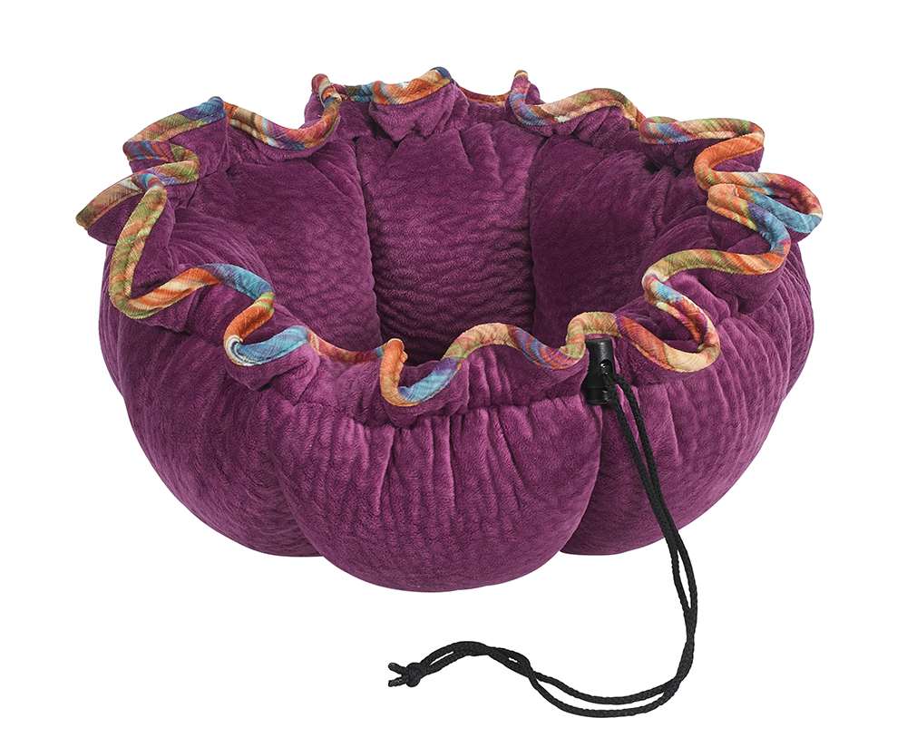 Small Dog or Cat Bed - Buttercup - Magenta