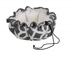 Small Dog or Cat Bed - Buttercup - Palazzo
