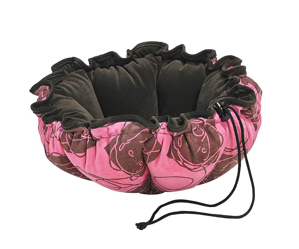 Small Dog or Cat Bed - Buttercup - Tickled Pink