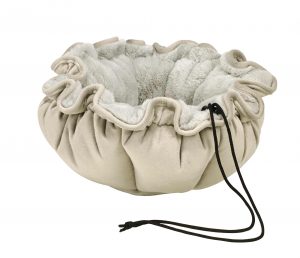 Small Dog or Cat Bed - Buttercup - Cloud